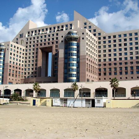 Apartments On The Beach Haifa Eksteriør billede