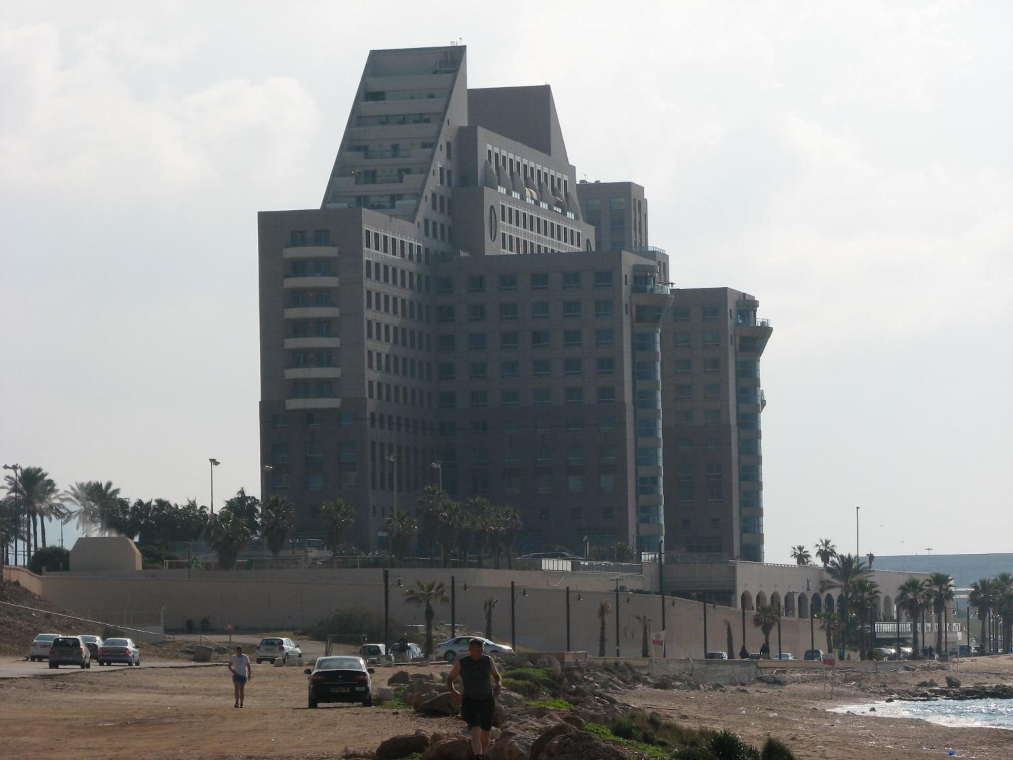 Apartments On The Beach Haifa Eksteriør billede